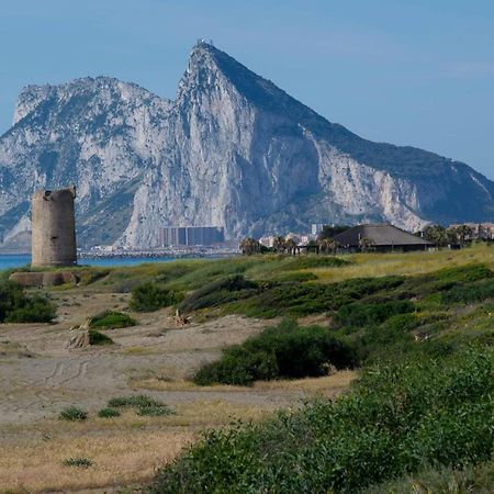 Hostal La Campana La Línea de la Concepción Dış mekan fotoğraf